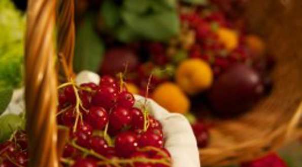 פירות הקיץ בשווקים והסתמכות על רשימות אחוזי ערלה
